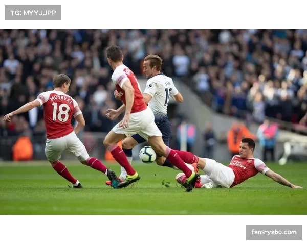 英超着重强调尊重裁判政策见效 球员抗议判罚现象明显减少