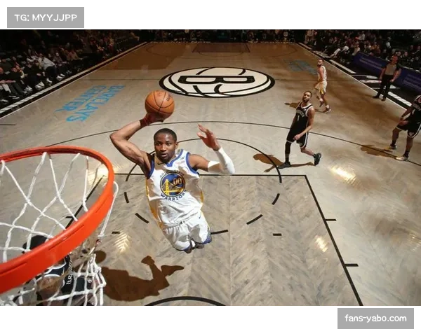 勇士波杰姆斯基库明加扛起进攻,年轻核心需直面挑战